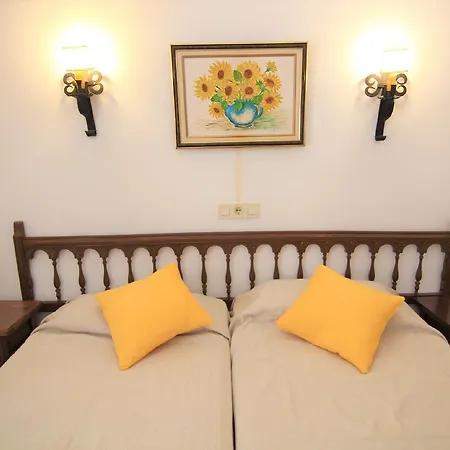 וילה Maryvilla 240 *