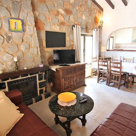 Maryvilla 240 וילה *