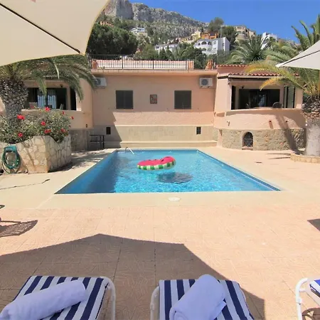 Maryvilla 240 וילה