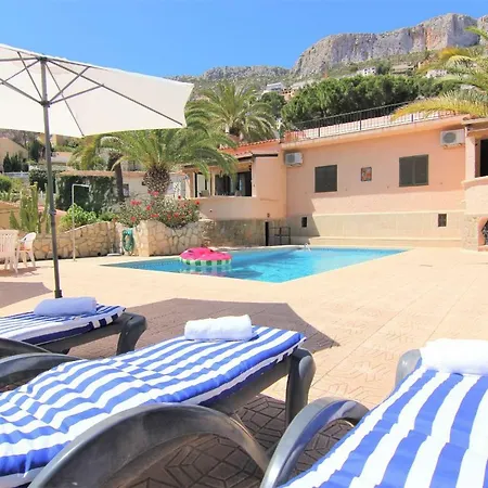 Maryvilla 240 וילה *