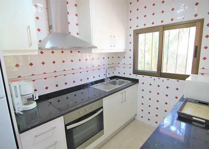 Maryvilla 240 *